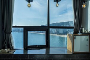 3rd Avenue - Ocean Beach View | Utsikt mot havet/stranden