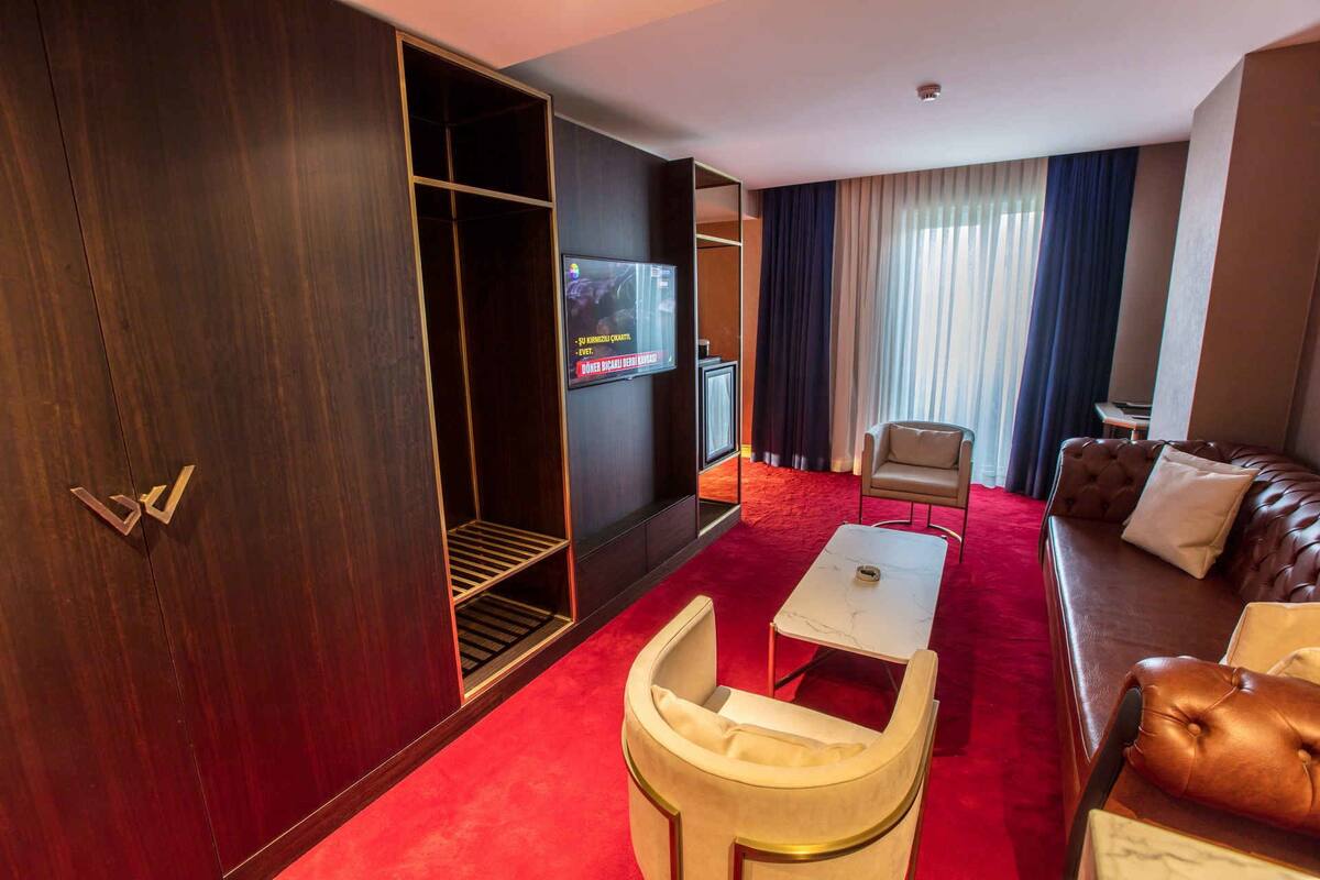 deluxe suite | view from room