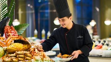 Daily buffet breakfast for a fee