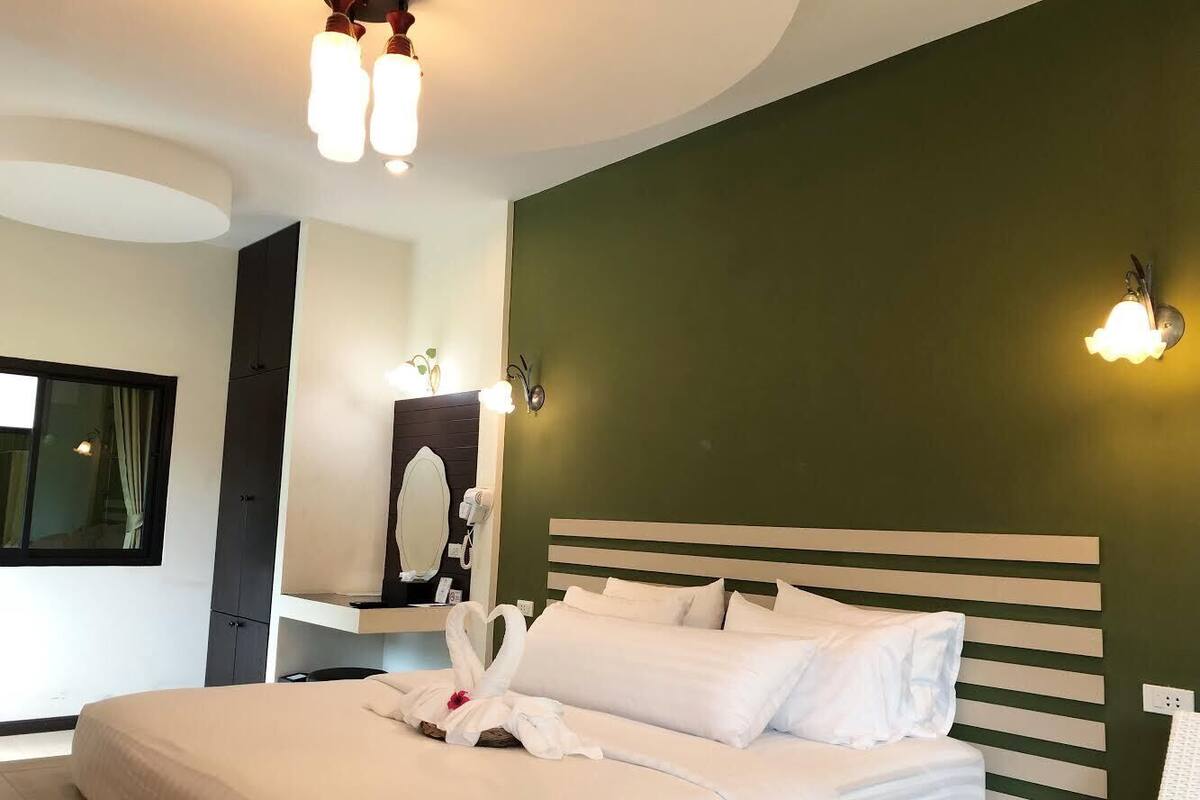 1 chambre, literie de qualité supérieure, couette en duvet d'oie