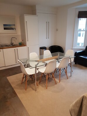 Chambre double pour 1 personne | Repas dans la chambre