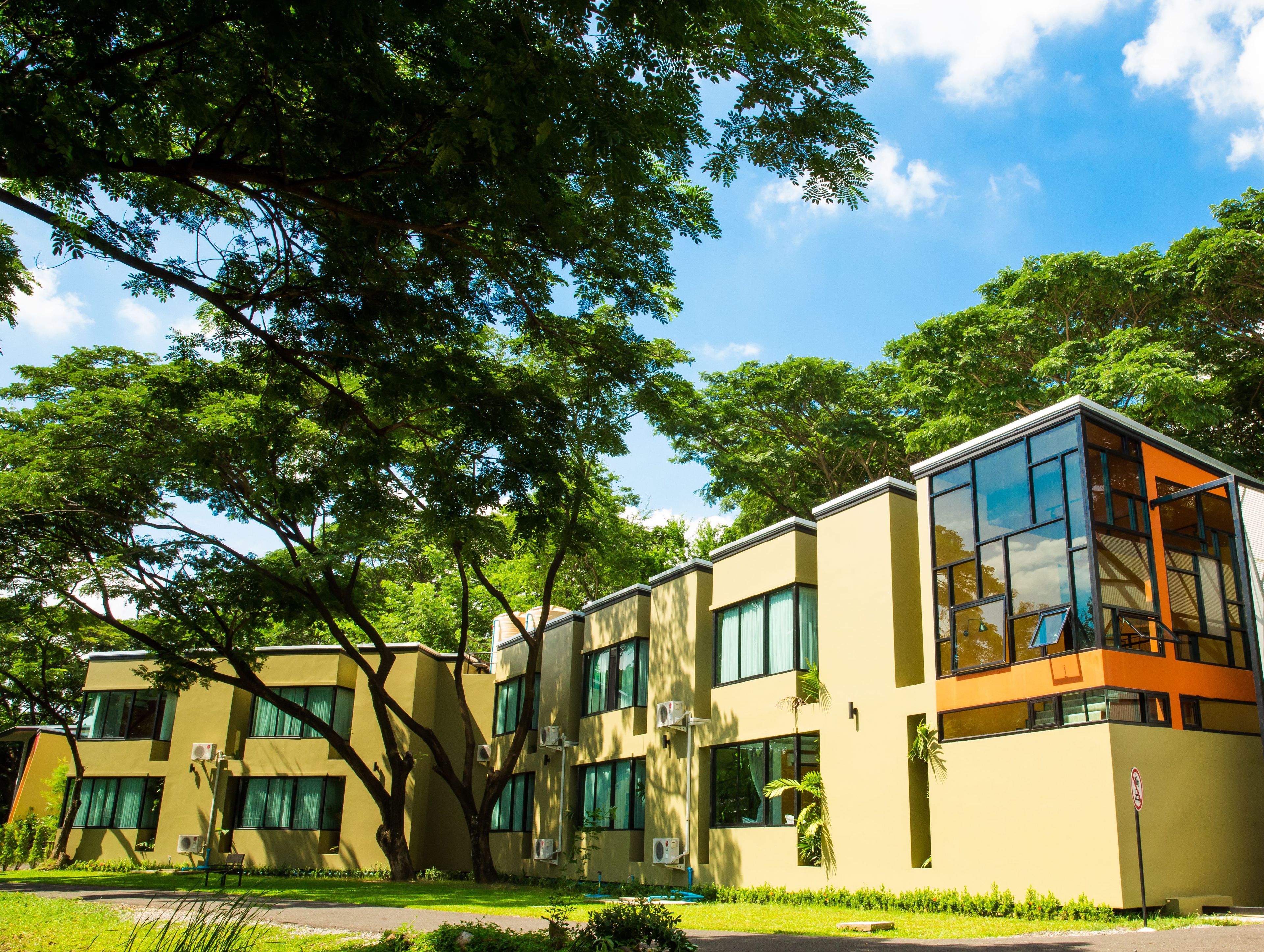 Mặt tiền nơi lưu trú