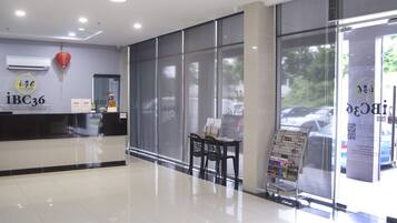 Quầy tiếp tân
