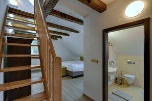 Bureau, lits bébé (gratuits), Wi-Fi gratuit
