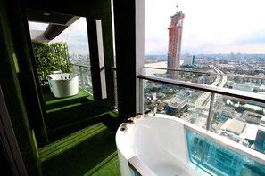 2-Bedroom Condo (3 Pax) | Jetted tub - Rama3 Star View Residence (Bangkok)