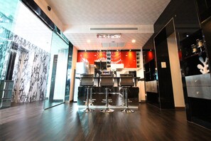 2-Bedroom Condo (3 Pax) | 専用簡易キッチン | 大型冷蔵庫、電子レンジ、オーブン、コンロ