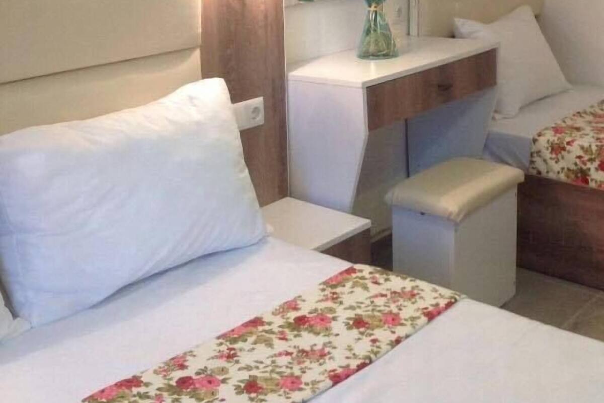 Desk, iron/ironing board, rollaway beds, free WiFi