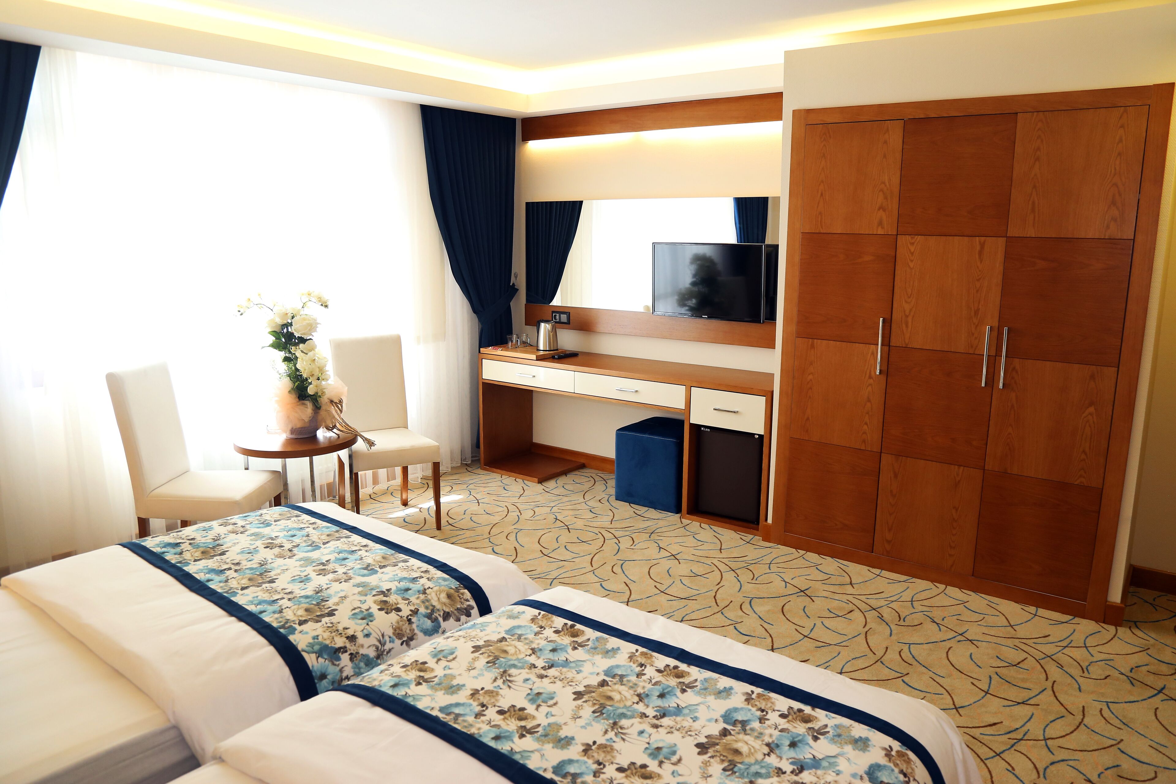 standard double or twin room | 1 bedroom, premium bedding, down duvets, minibar