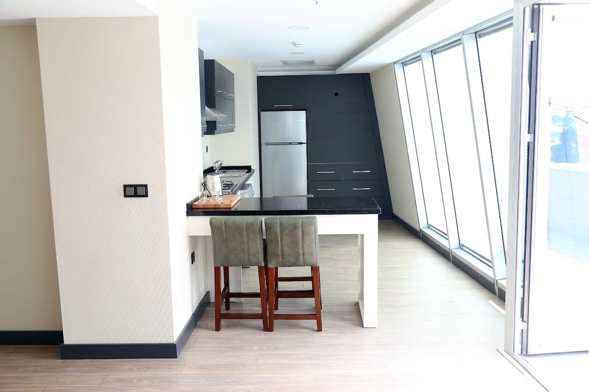 superior studio suite | 1 bedroom, premium bedding, down duvets, minibar