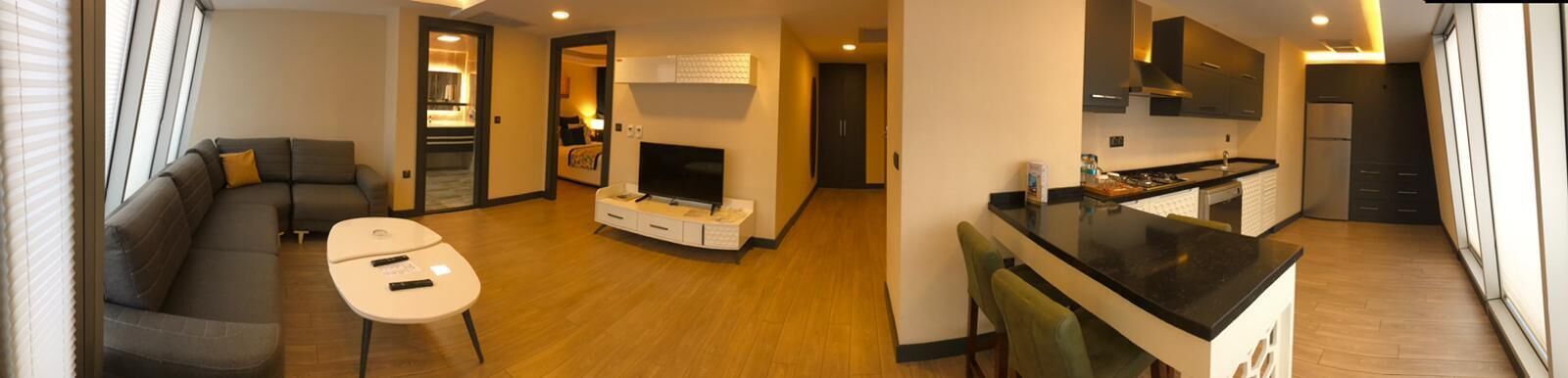 superior studio suite | 1 bedroom, premium bedding, down duvets, minibar