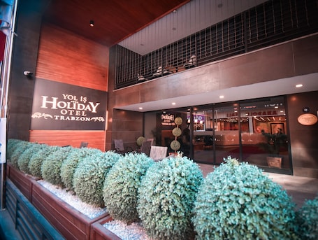 Terraza o patio. Yol Is Holiday Hotel Trabzon