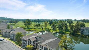 Condo, 2 Bedrooms | Exterior