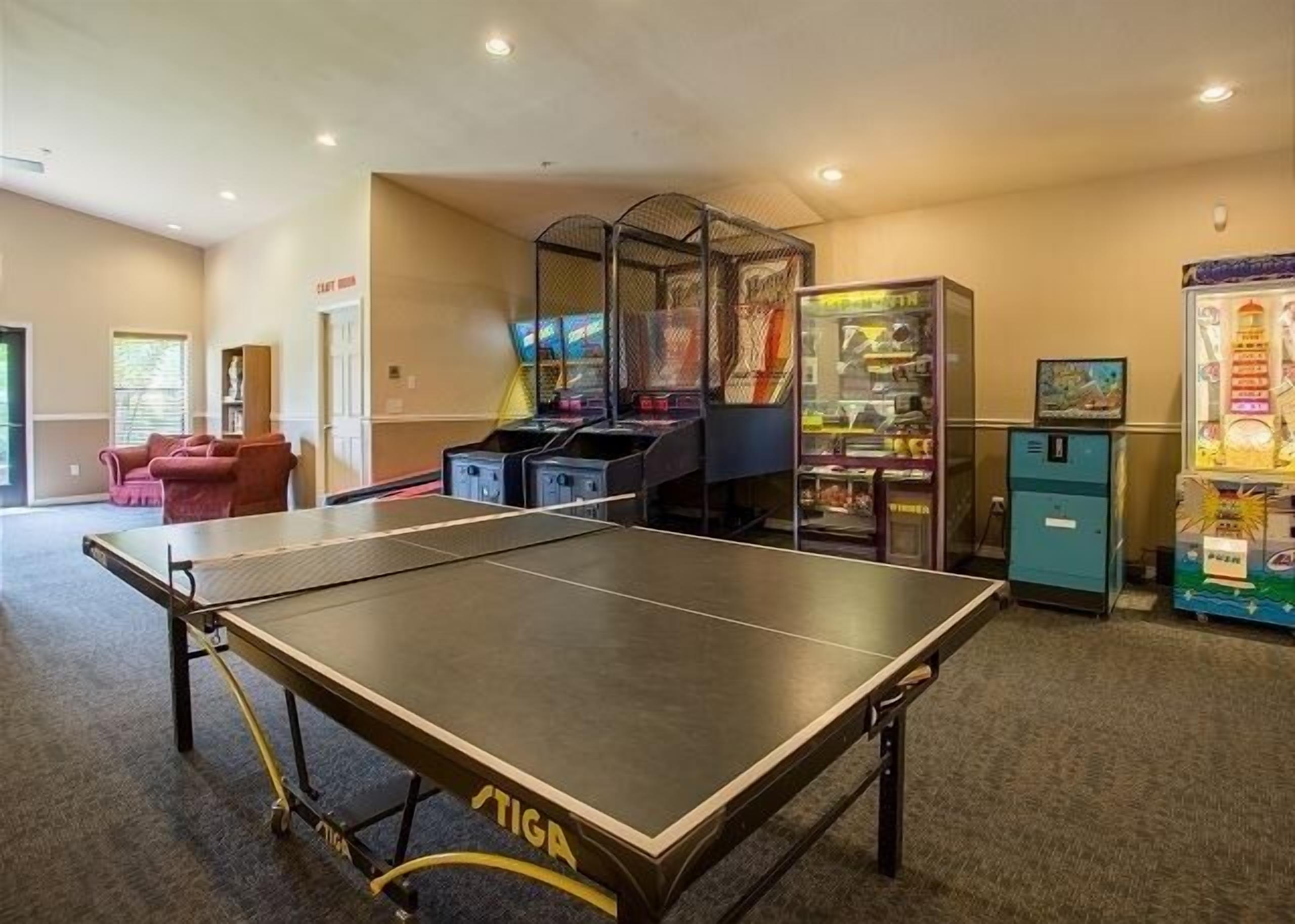 Condo, 2 Bedrooms | Game room