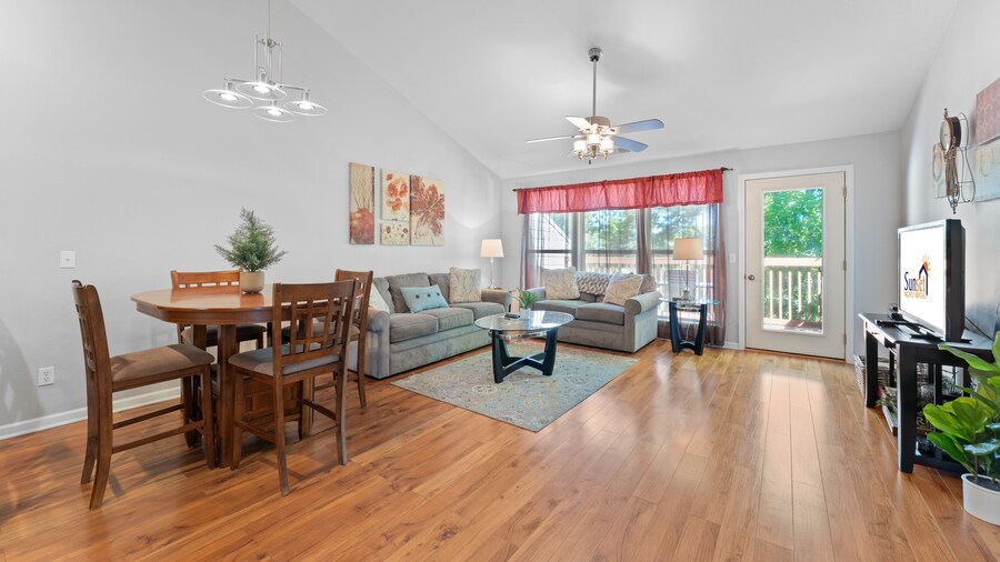 Heavenly Hideaway 2 Bedroom Condo by RedAwning