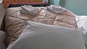 Standard Apartment, 2 Bedrooms | 2 bedrooms, free WiFi