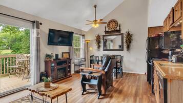 Condo, 2 Bedrooms | Living room | Smart TV, DVD player