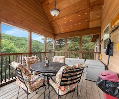 Cottage, 2 Bedrooms | Outdoor dining