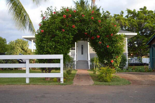 숙박 시설 입구