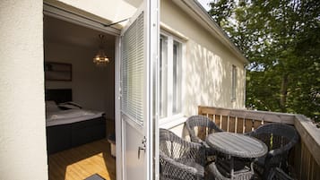 Family Apartment, 1 Bedroom, Garden view, Garden Area | Balcony