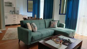 Lejlighed | 2 soveværelser, premium-sengetøj, skrivebord, mørklægningsgardiner