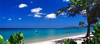 Kata Plaza 1 bedroom Modern Apartment