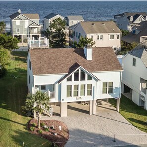 House, 4 Bedrooms | Front of property