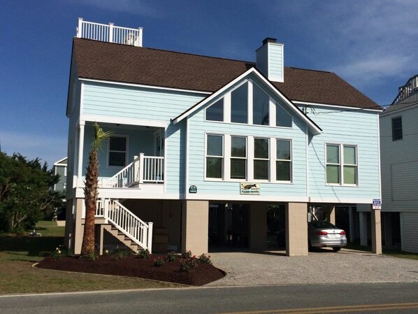 House, 4 Bedrooms | Front of property