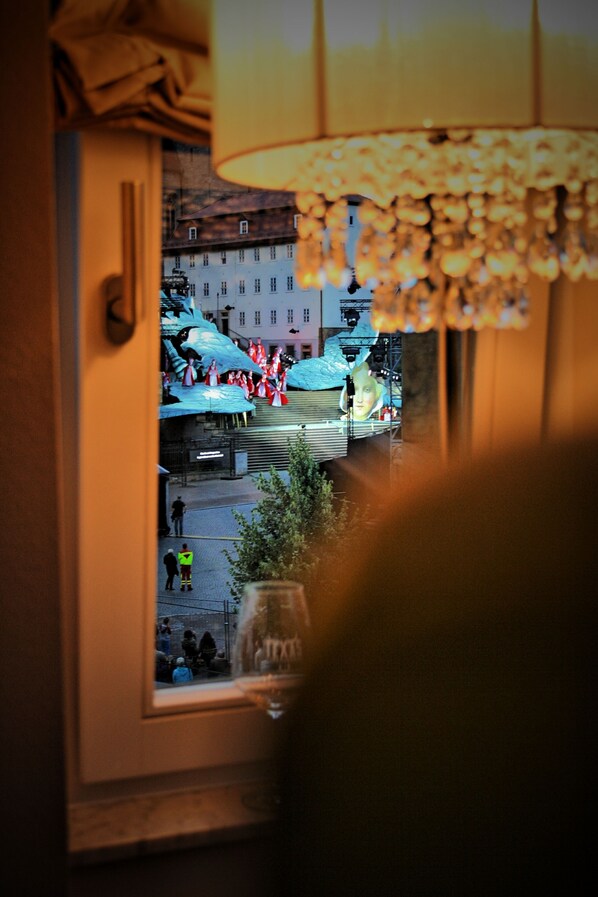 Quang cảnh nhìn từ nơi lưu trú