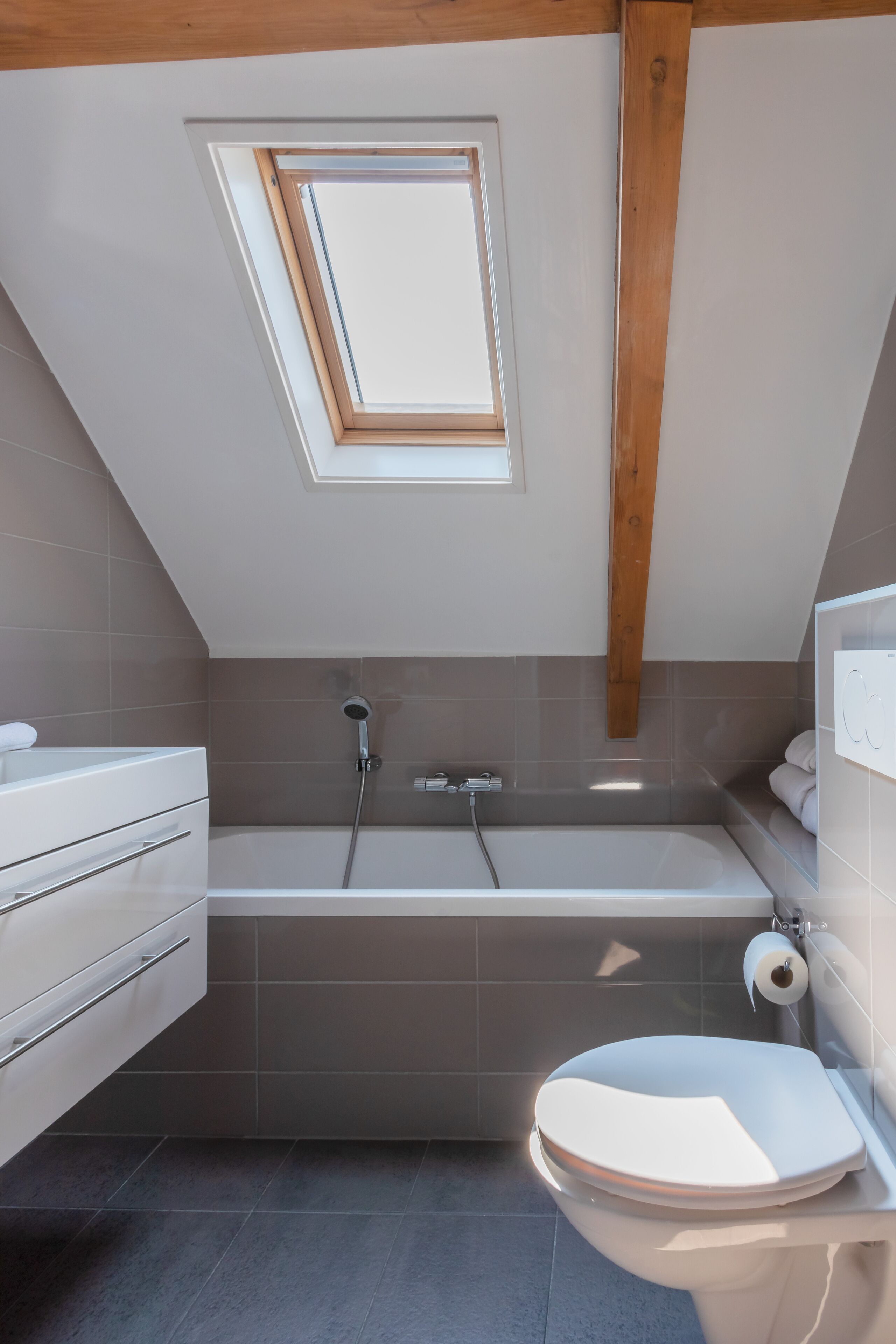 suite | bathroom | free toiletries, hair dryer, slippers, towels