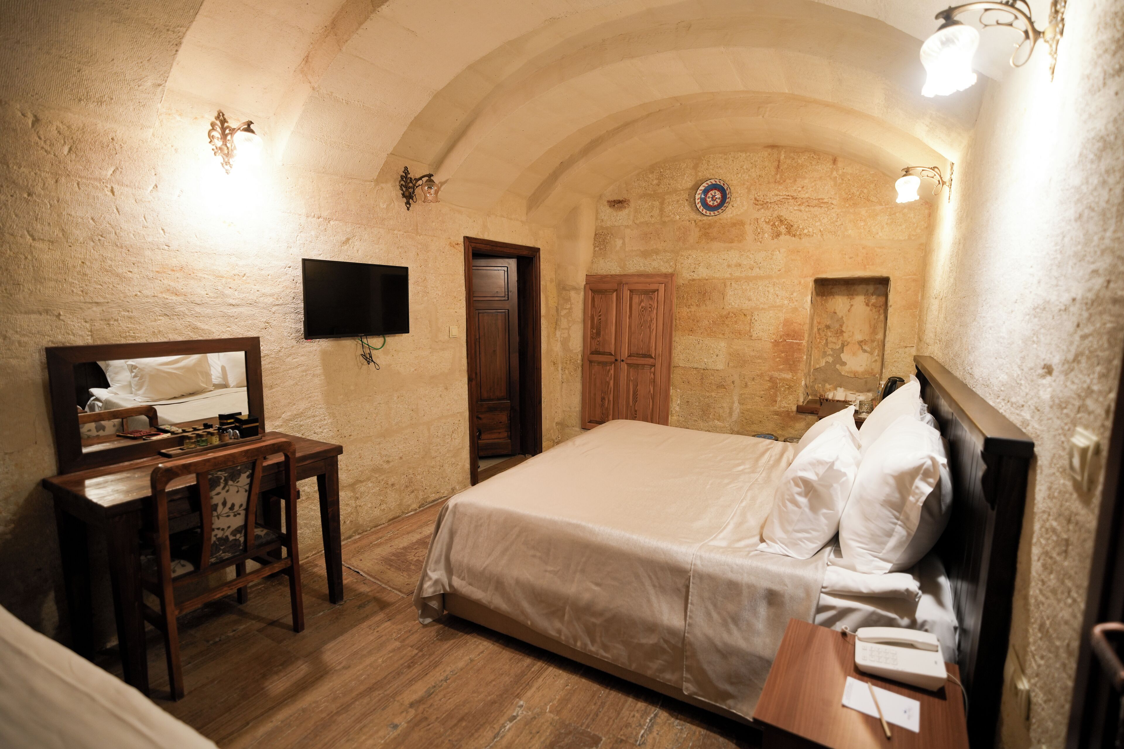 Classic Double Room | Premium bedding, in-room safe, desk, soundproofing