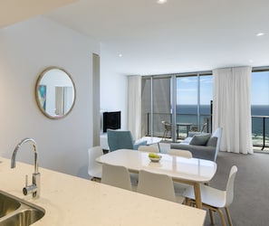 Flat-screen TV - Avani Broadbeach Residences (Broadbeach)
