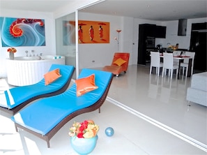 Sundeck