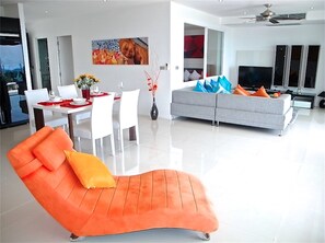 Apartment, 2 Schlafzimmer, Meerblick | Wohnzimmer