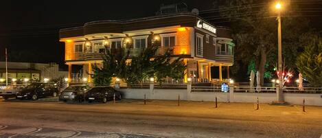 Fachada da propriedade