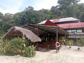 Front of property - Grand Selva Lodge & Tours (Ahuano)