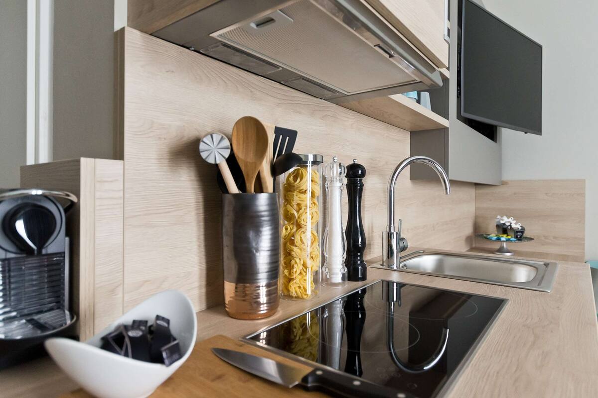 superior apartment, 1 double bed, courtyard view (superior apartment) | room amenity