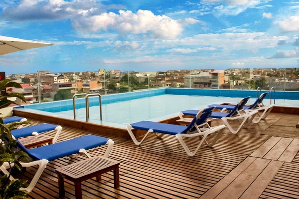 Outdoor pool, sun loungers
