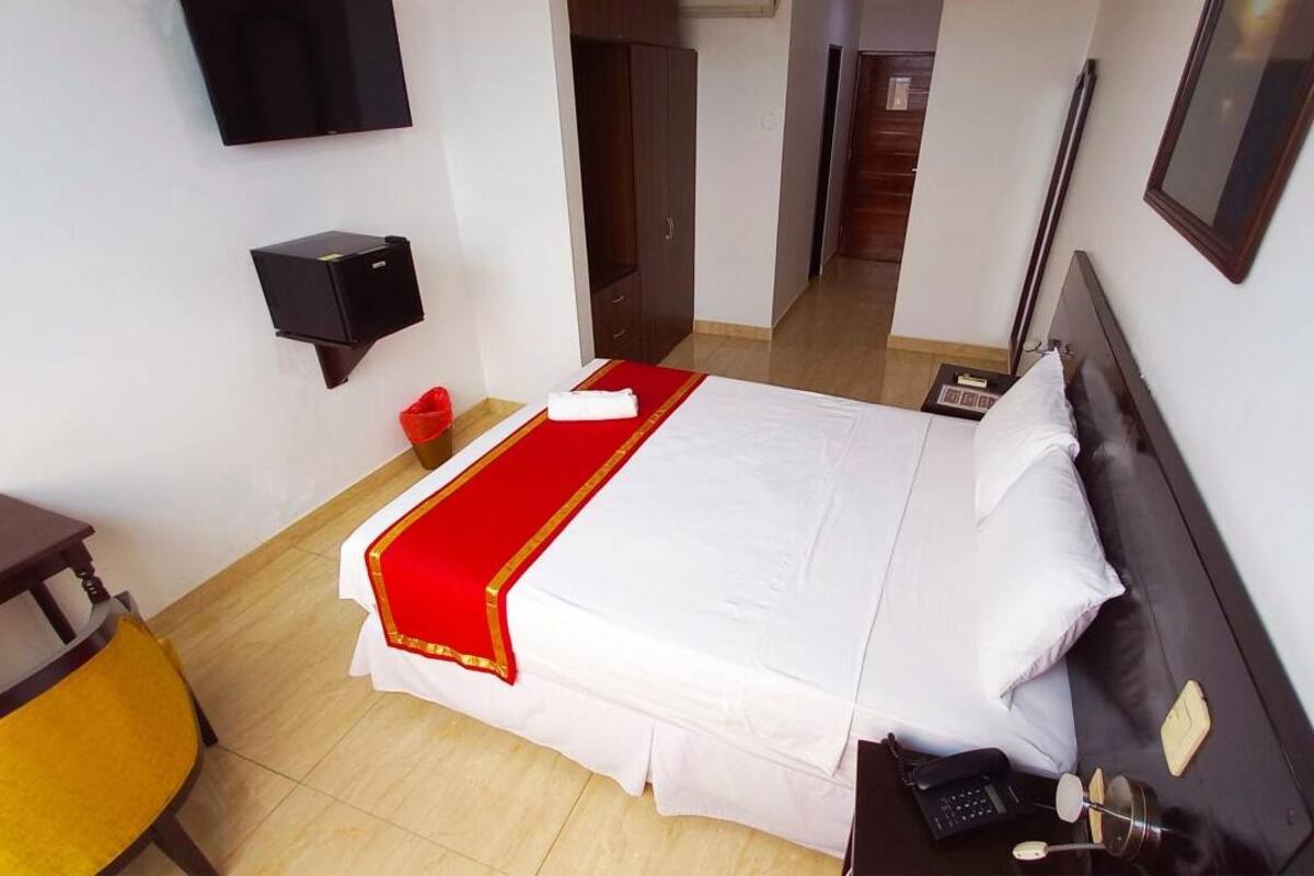 Minibar, in-room safe, free WiFi, bed sheets