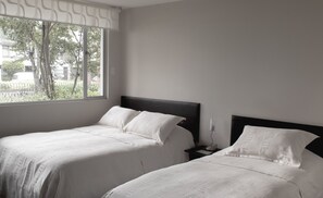 Minibar, iron/ironing board, free WiFi - Hotel Parque Reservado (San Juan de Pasto)