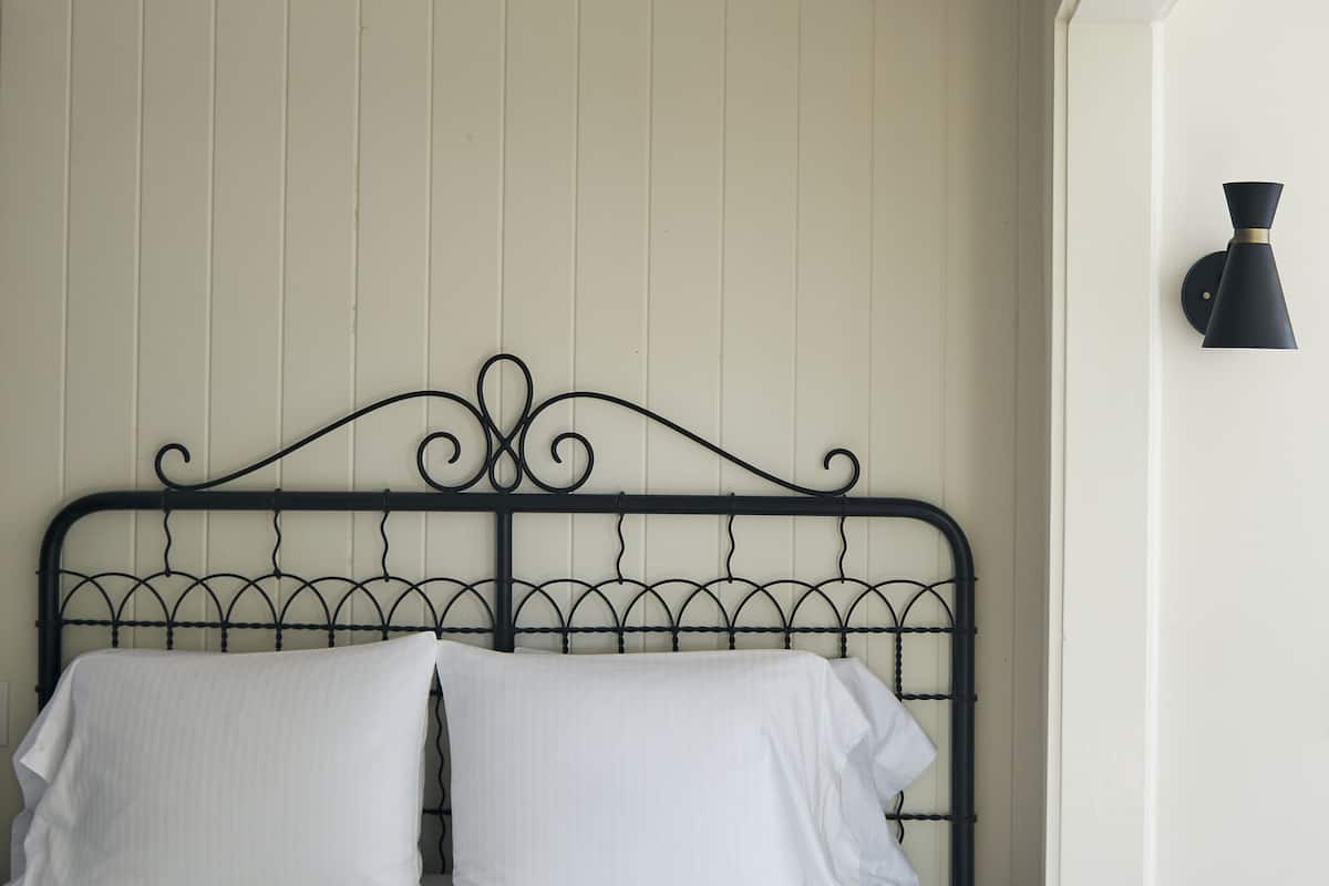 Standard Room, 1 Queen Bed