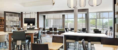 Petit déjeuner buffet compris tous les jours