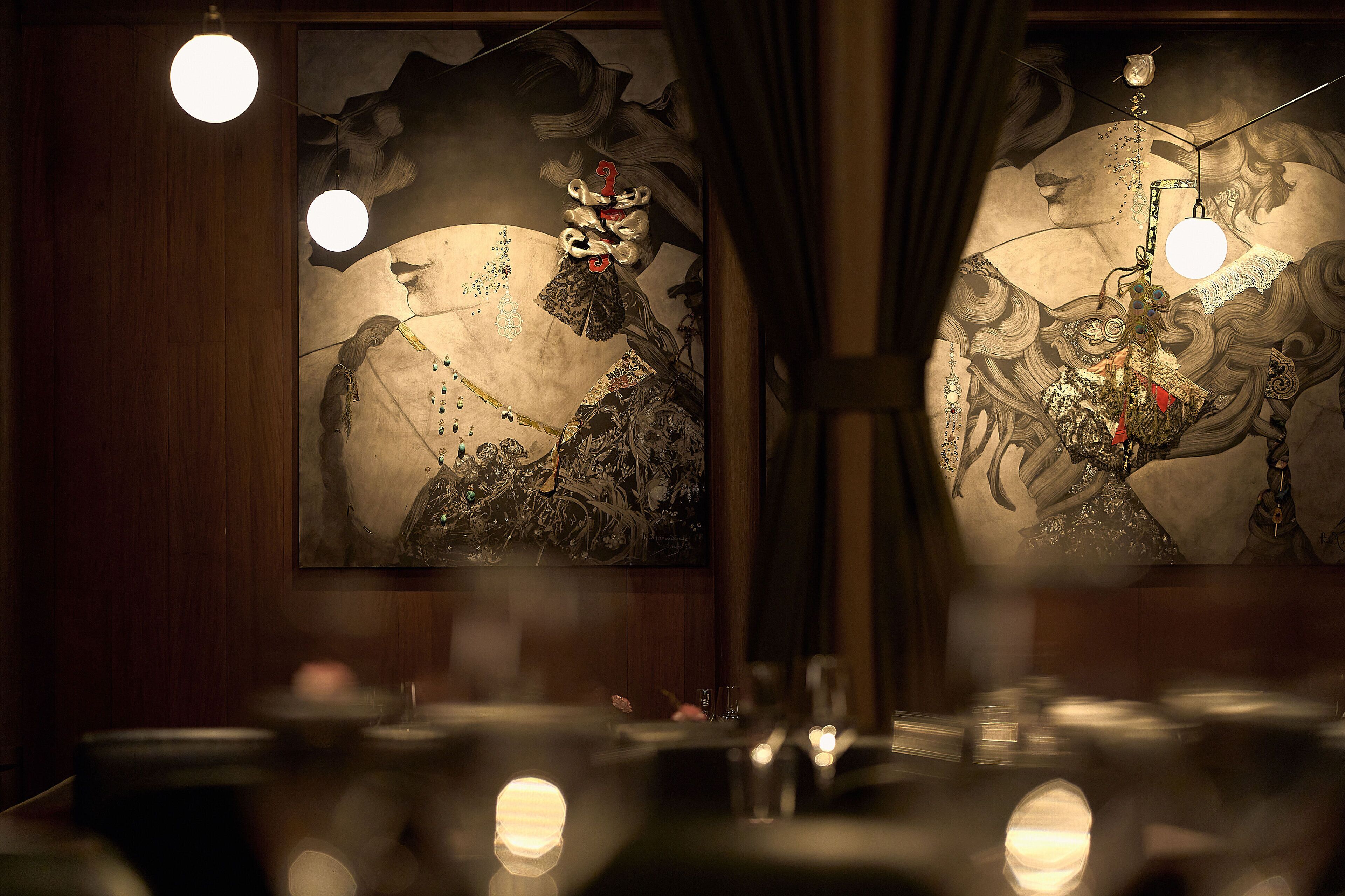 2 restaurants, breakfast, lunch, dinner served; italian cuisine