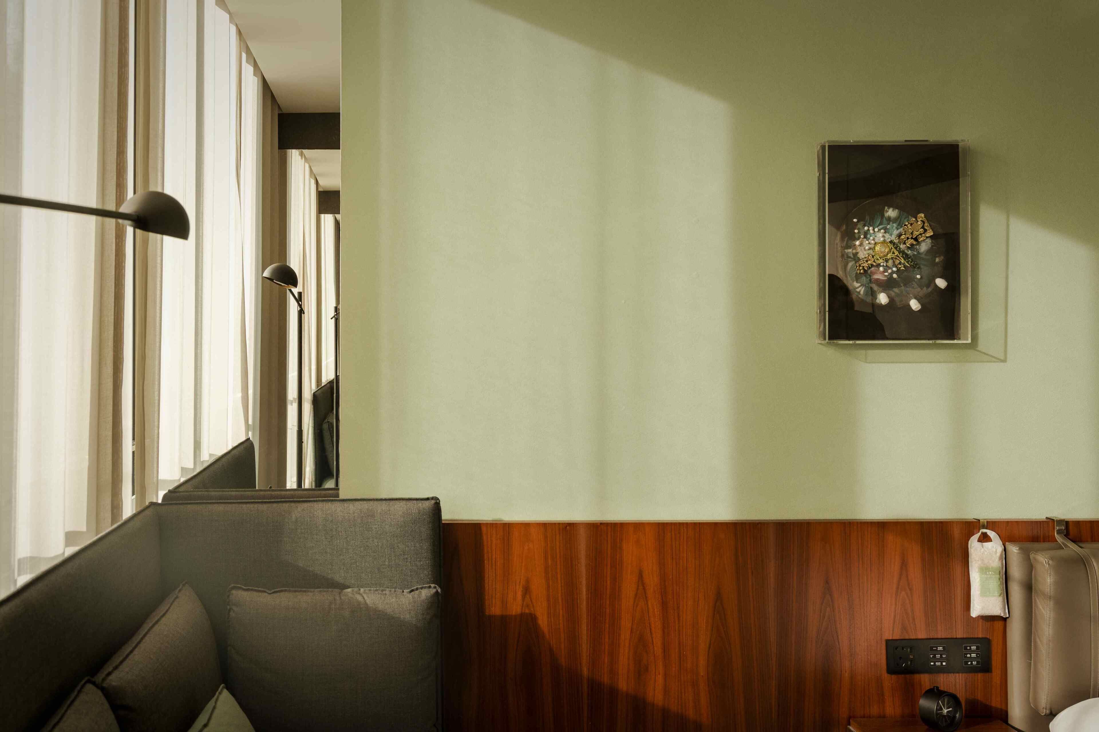 studio twin room | 1 bedroom, premium bedding, down duvets, free minibar items