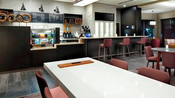 Se sirven desayunos y cenas