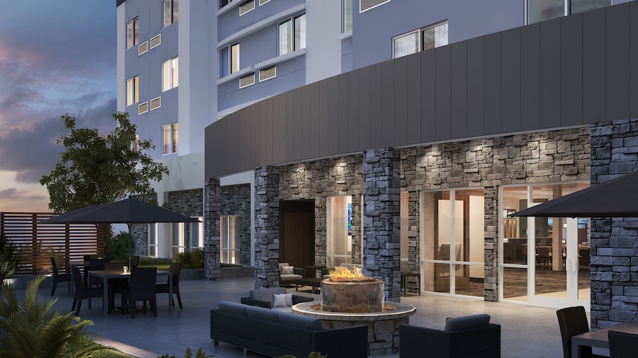 Courtyard by Marriott Houston Intercontinental Airport