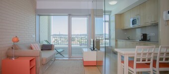 Liiiving In Porto | Antas Corporate Studio