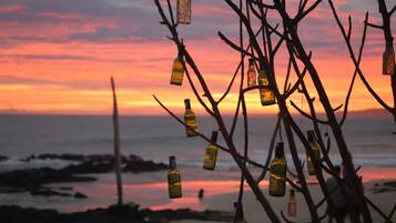 Plage à proximité, sable blanc