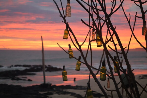Perto da praia, areia branca