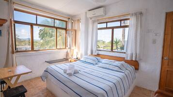 Superior Double Room, 1 King Bed, City View | Individually decorated, free WiFi, bed sheets