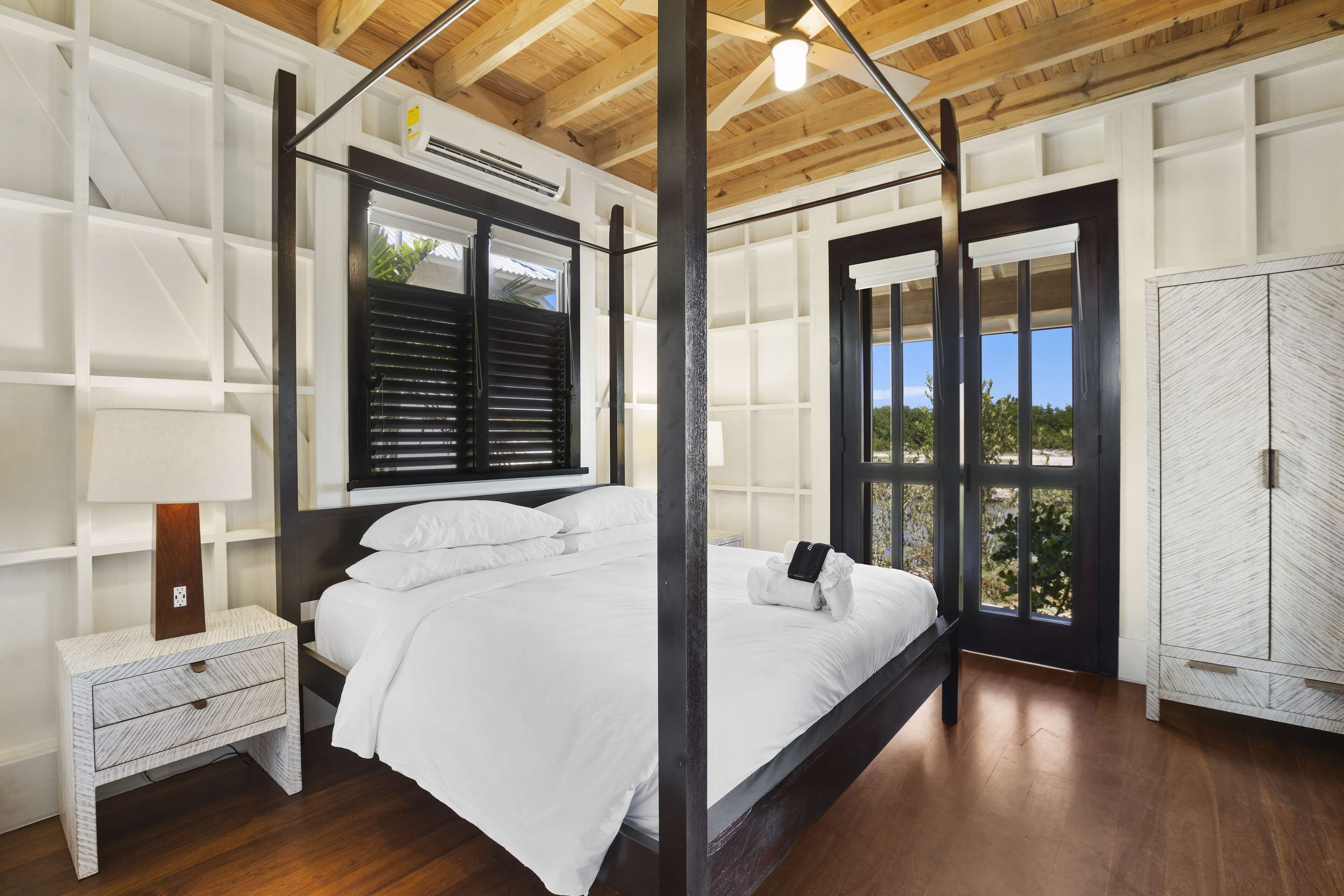 family cottage, 3 bedrooms, private pool | view from room